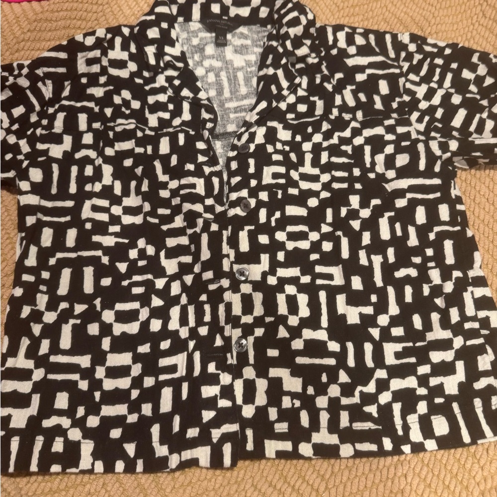 Banana Republic Black and White Lightweight Shirt Jacket